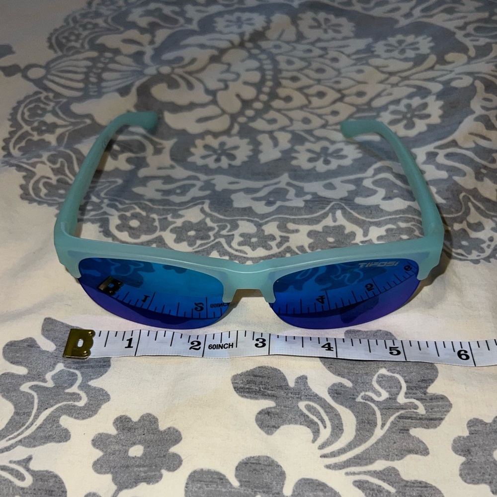 BOGO Tifosi Swank Pale Blue Sport Sunglasses - Picture 10 of 13